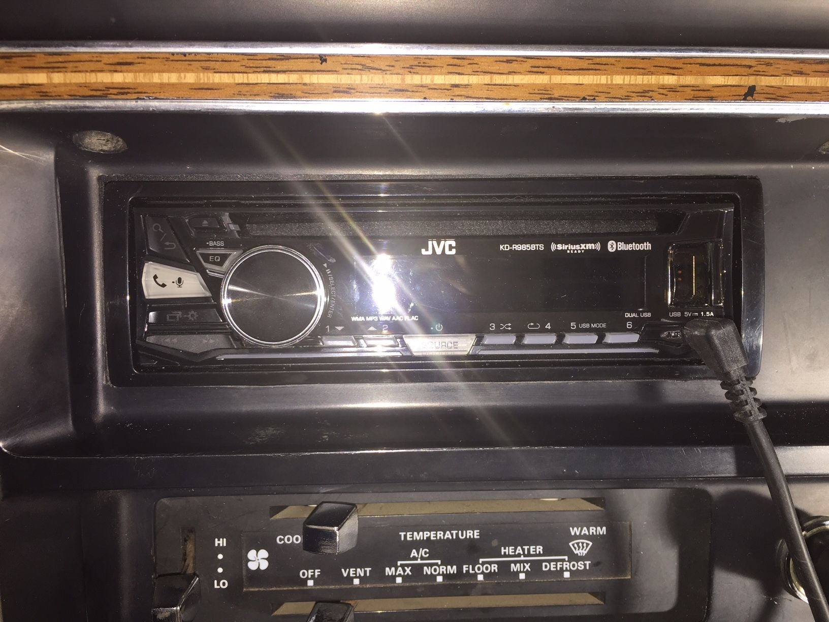3rd Generation E350 Stereo Install - Ford Truck Enthusiasts Forums