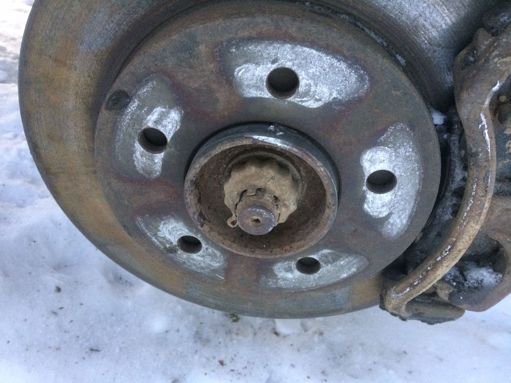 How did my wheel studs break? Ford Truck Enthusiasts Forums