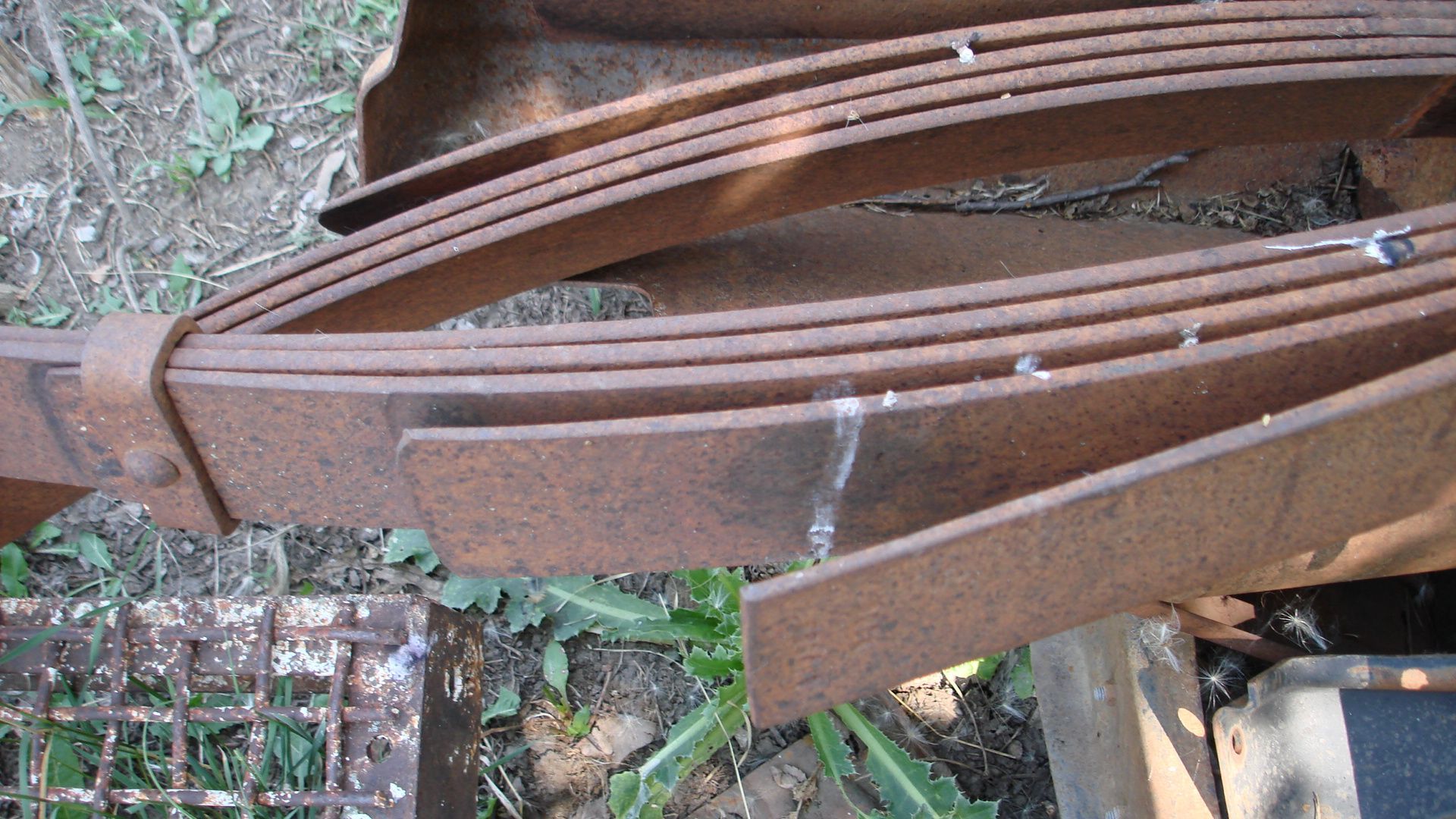 Broken Leaf Springs Replace the Pack or Individual Leaves? Ford