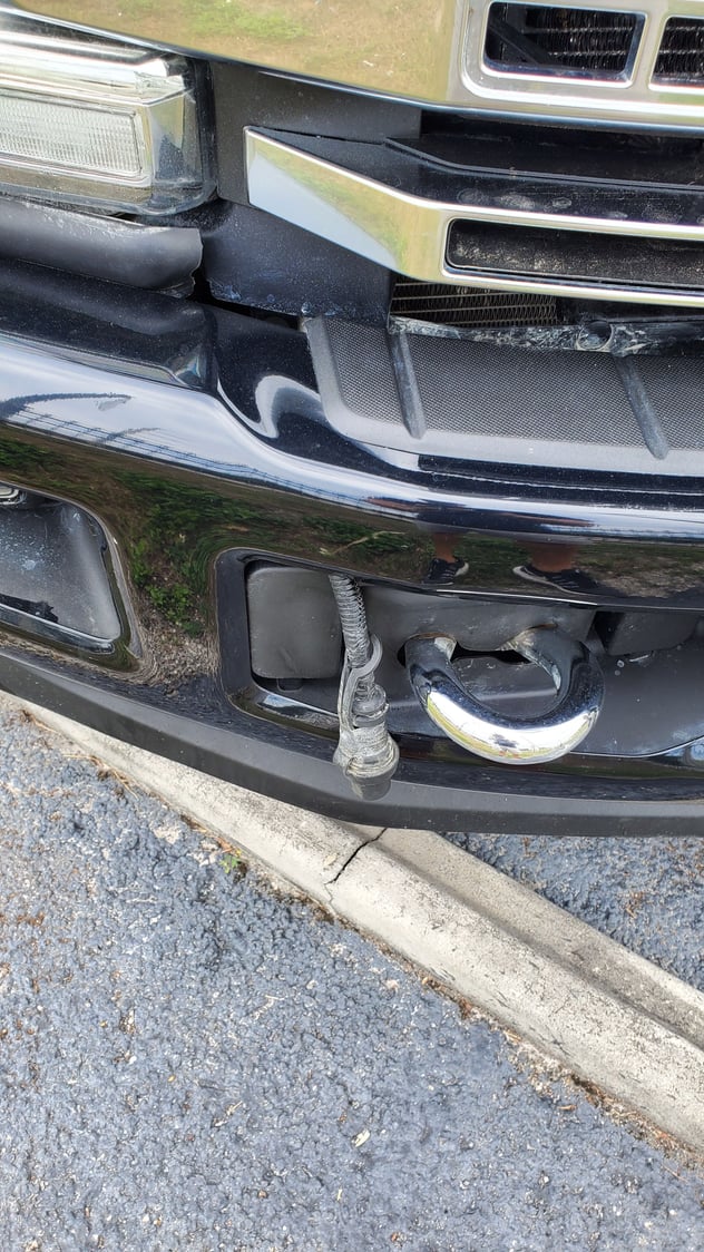 Weird plug hanging from front tow hook - Ford Truck Enthusiasts Forums