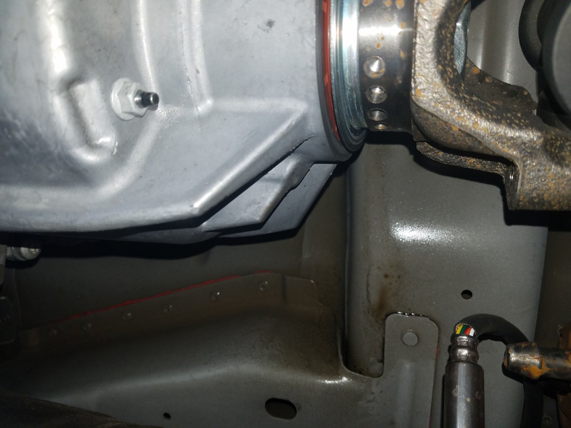 Transfer case seal leaking. Ford Truck Enthusiasts Forums