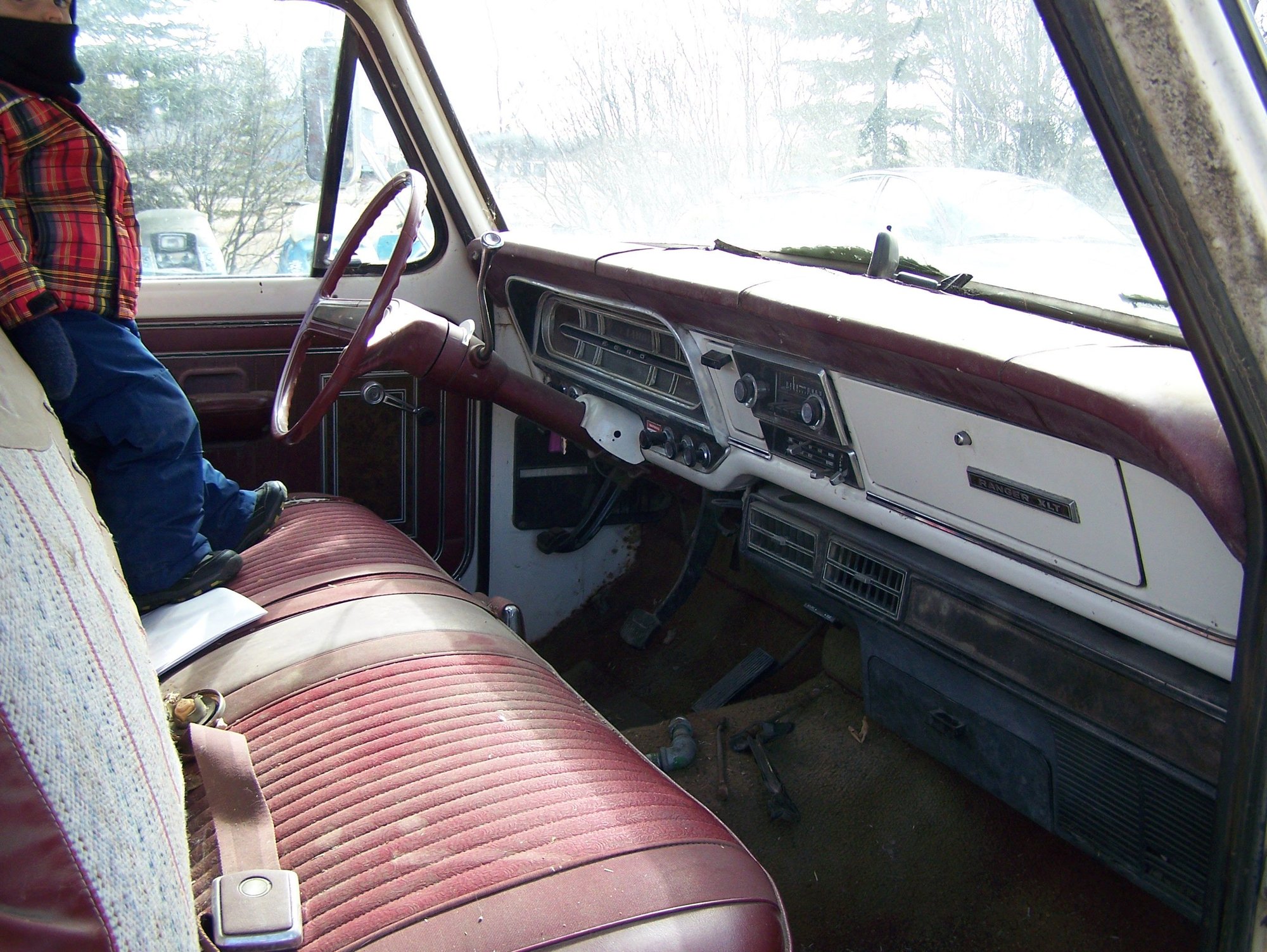 1972 Ford F-250 - 1972 F250 XLT Camper Special - Used - VIN F25HCP***** - 8 cyl - 2WD - Automatic - Truck - Other - Rural, SK S7K2L2, Canada