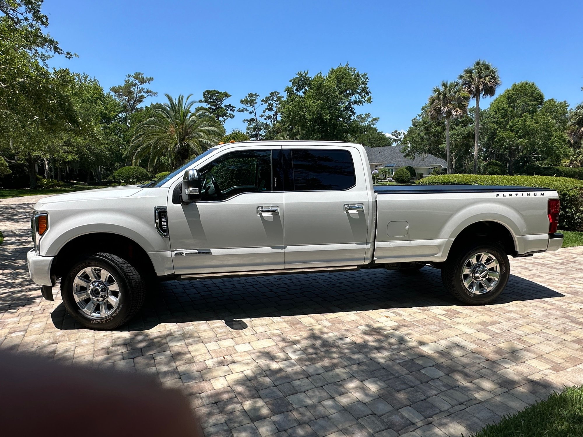 2017 Ford F-350 Super Duty - 2017 Ford Super Duty SRW 6.7L Diesel, Platinum, Original Owner, Low Miles - Used - VIN 1FT8W3BT7HEE61835 - 27,395 Miles - Ponte Vedra Beach, FL 32082, United States