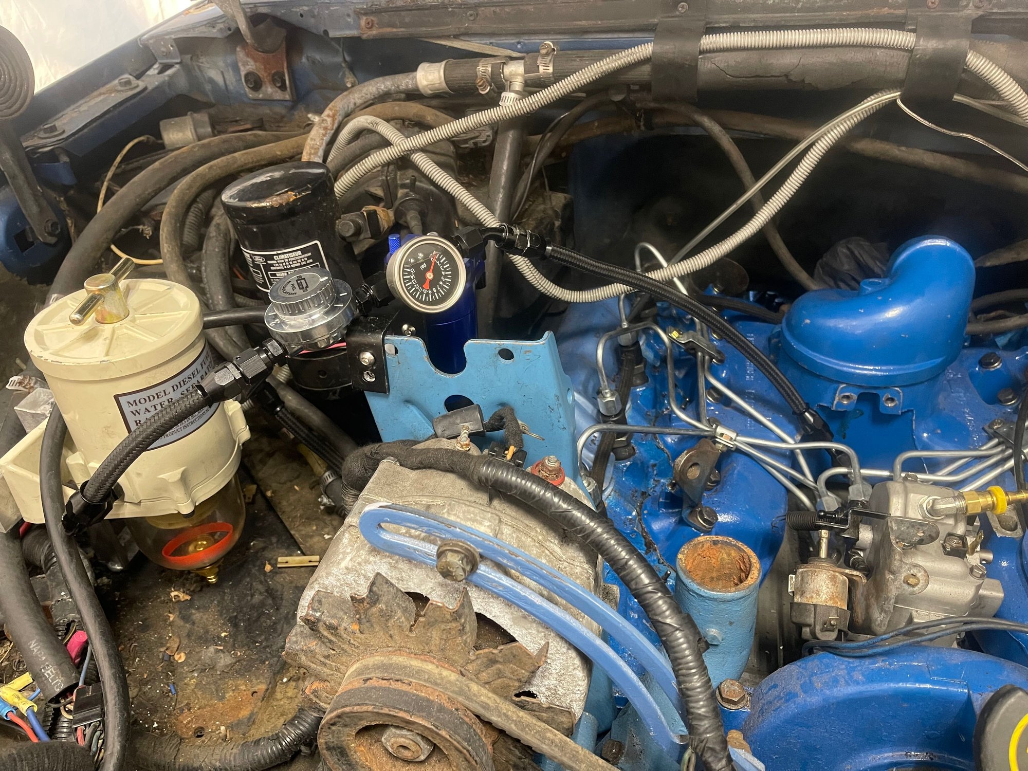 Fuel supply Front