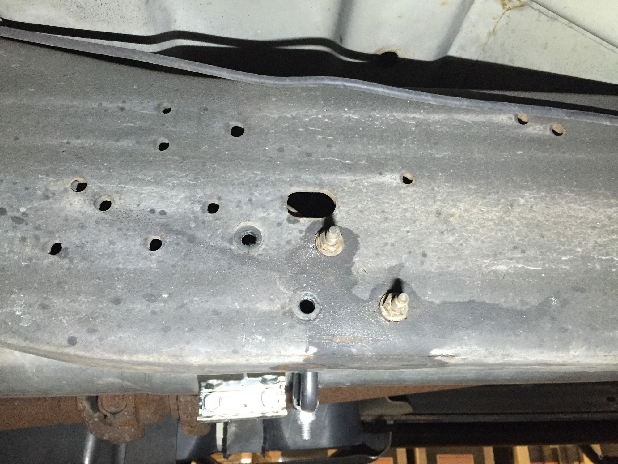 Band clamps vs UBolts on exhaust. Unbelievable difference Ford Truck