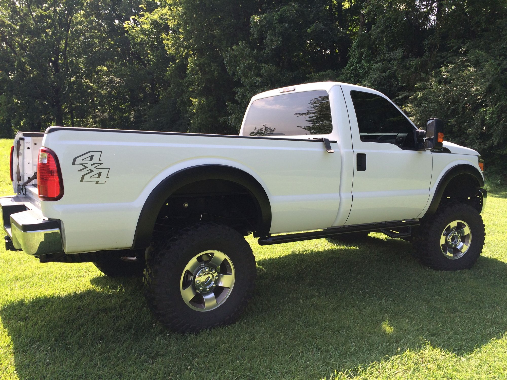 Lets see pics of all ur lifted super dutys - Page 109 - Ford Truck