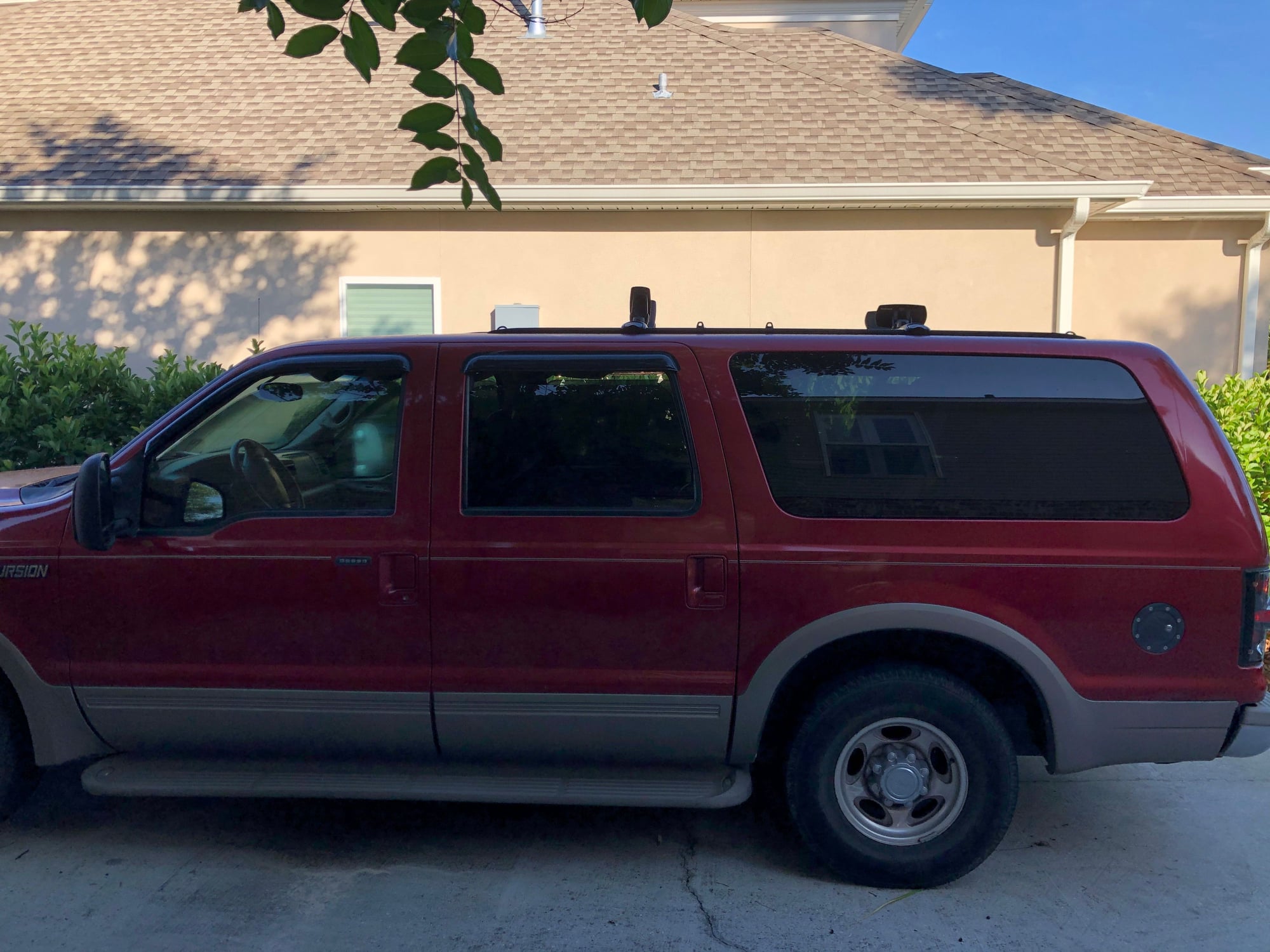 2001 Ford Excursion - 2001 Ford Excursion Limited 7.3L - Used - VIN 1FMNU42F11EA71212 - 208,000 Miles - 8 cyl - 2WD - Automatic - SUV - Red - Mandeville, LA 70471, United States
