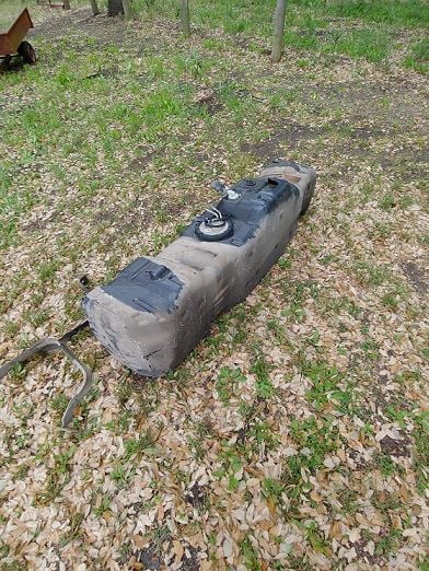 Engine - Intake/Fuel - F350 fuel tank - Used - 1999 to 2007 Ford F-350 Super Duty - Leander, TX 78641, United States