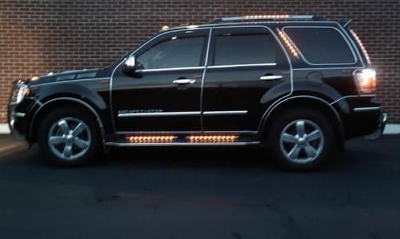Side with LED running lights