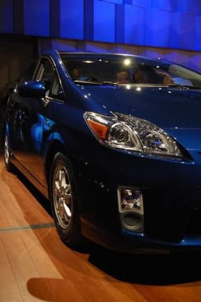 2010 Toyota Prius Passenger Side Profile