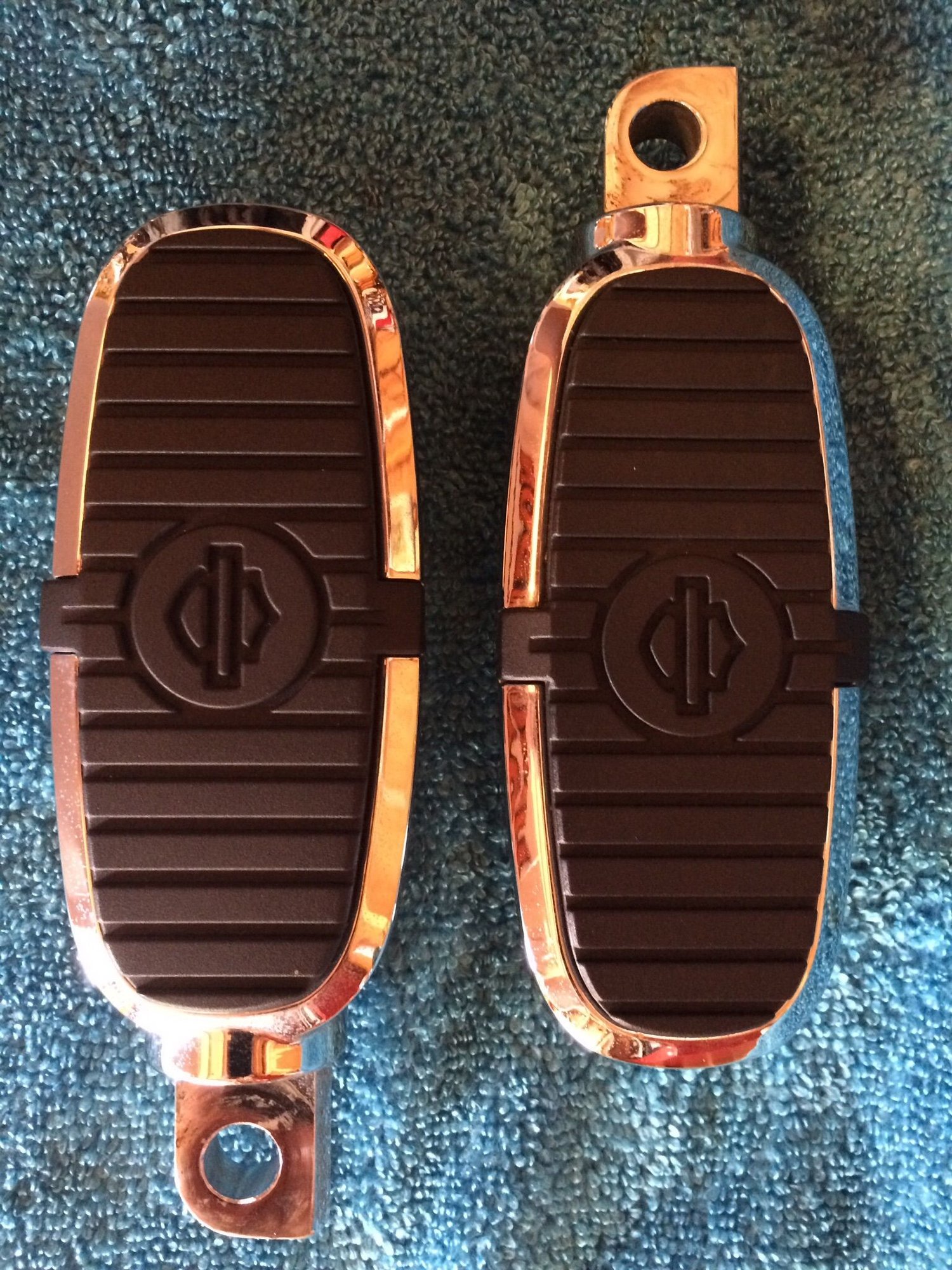 HD Nostolgic Foot Pegs, like new Harley Davidson Forums