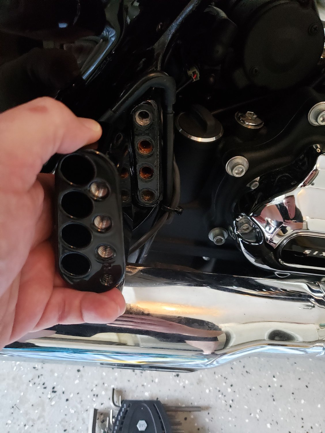 Installation help LA Choppers Passenger Floorboard Comfort Kit Harley