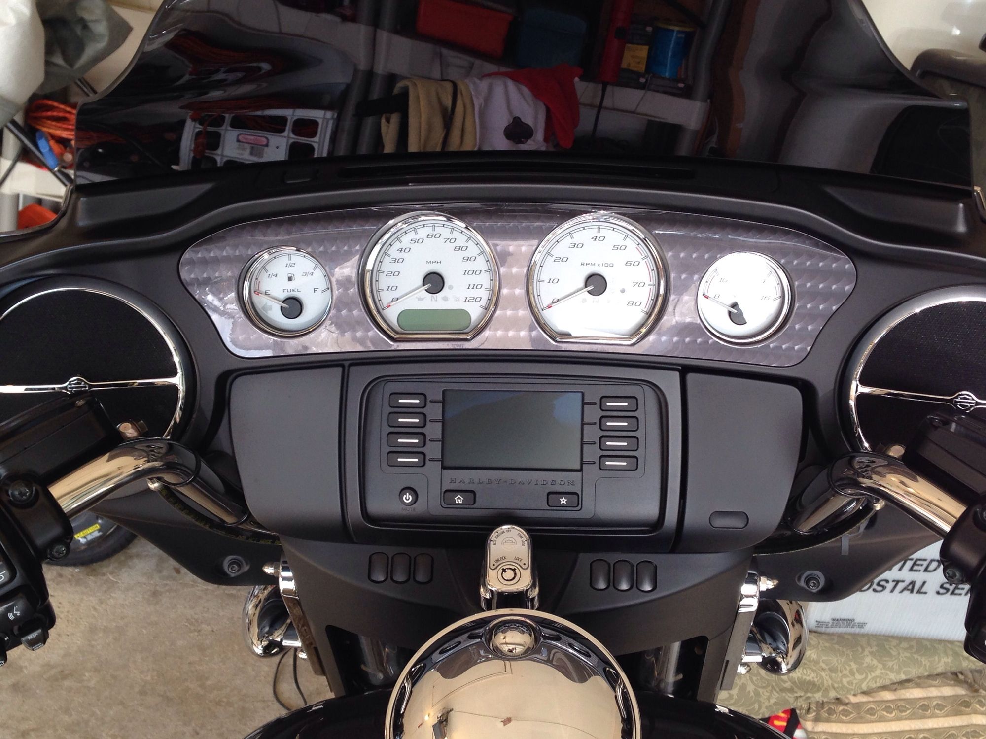 CVO Dash Trim Install Page 9 Harley Davidson Forums