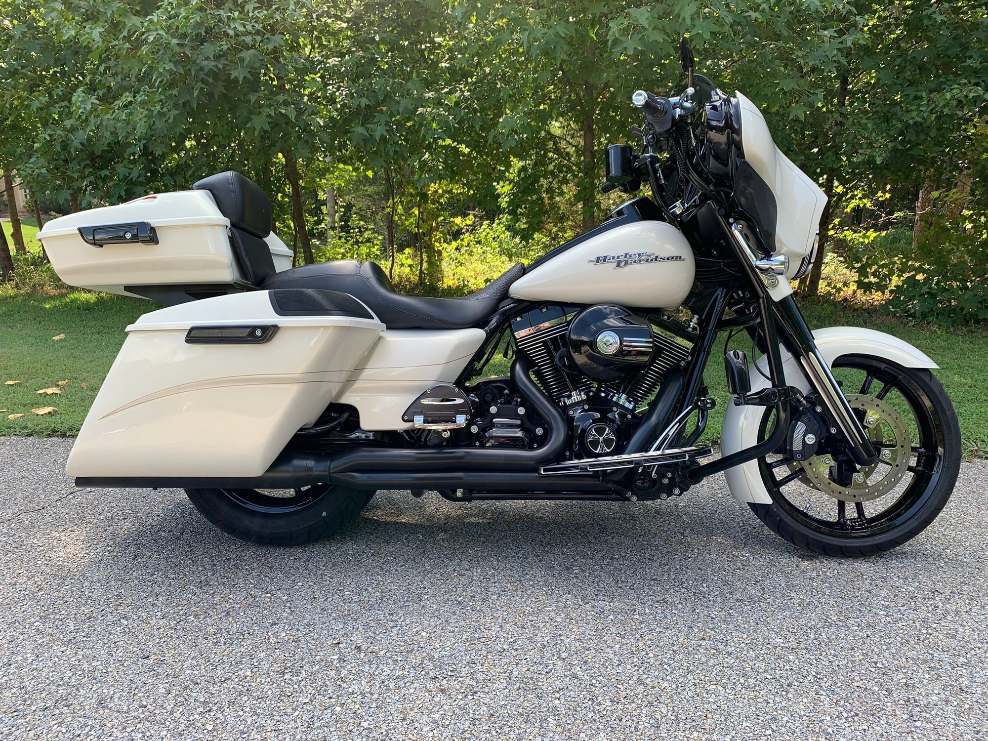 Comparison Ultra Limited vs Street Glide Special Harley Davidson Forums