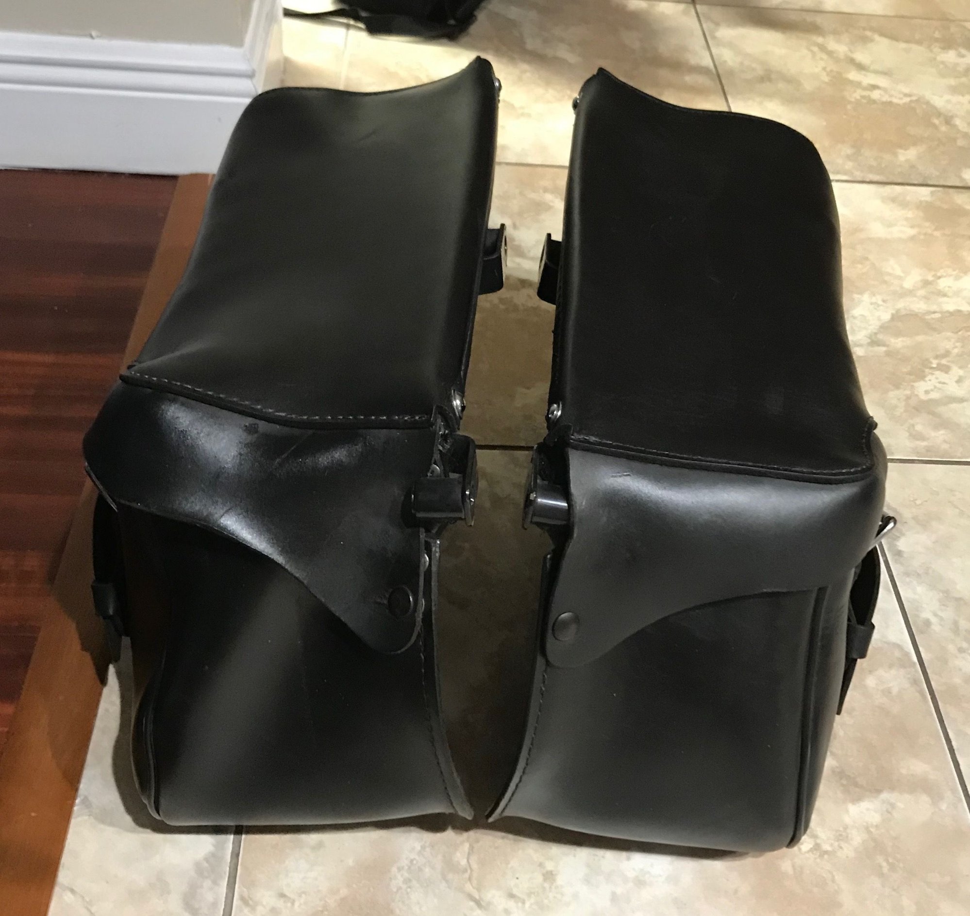 Harley OEM 20002017(?) Softail Leather Saddlebags Harley Davidson Forums