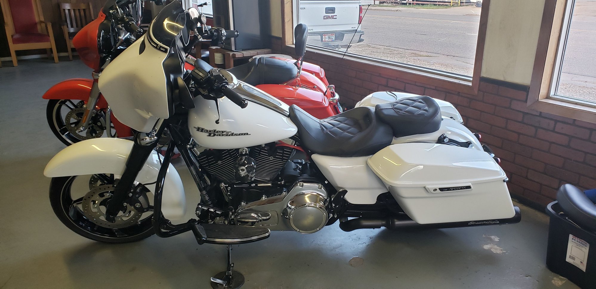 Any help with Seat #52000383 - Harley Davidson Forums