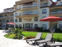 Second stop for lunch at the Grand Caribe courtesy of our Real Estate contact Sally.