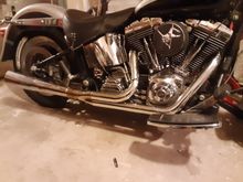 Purchased what i was told was an old kerker supertrapp, turns out otherwise. Ive been told this is actually a white brothers e-series.

I disassembled it, took the old packing out. Removed my vance and hines big shots. Stuck this on. Now im gonna redo the packing and clean the baffles.

Im short the bracke though. If anyone has a bracket for either white brothers or supertrapp kerker, let me know.