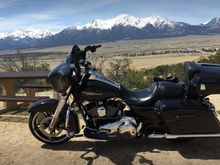 2014 street glide.    36k on the clock.     Stock seat.   Sure could use a road sofa!!!!!!!
