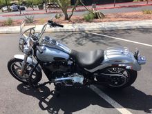 Mustang Wide Tripper Seat