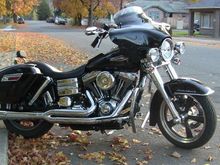 Memphis Shade Bat Wing on a 2014 FLD Switchback