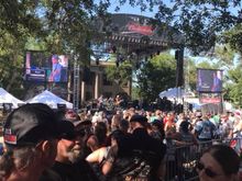 Main stage.....area way too small and food court on both sides made it even smaller...