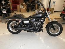 Vance and Hines 2 into 1 Big Radius w/Screamin Eagle Heavy Breather
Wrinkle Black Rocker Box