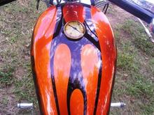 P1010067 gas cap tank as a compuss