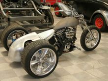 Mike's Custom Trike, check out the A-arms on this bad boy!
