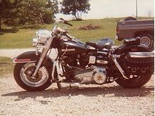 '78 FLH
Sept 1981 after returning home from following the front wheel since May.