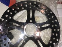 NICE NEW CHROME SPROCKETS, WHICH UNLIKE THE STOCK, YOU CAN SEE ALL THE DESIGN OF STOCK RIM, THESE SHOULD OF CAME WITH IT,M I HAVE OTHER PICS WHEN THEY LOAD YOU GUYS WILL SEE WHAT I MEAN