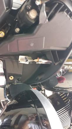 unscrewed 12 volt socket screwed in Cig lighter