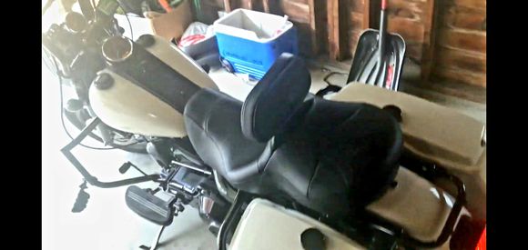 Notice how you're thinking that it doesn't look stretched at all. Well you'd be correct, it doesn't. And it isn't. The tall boy seat 