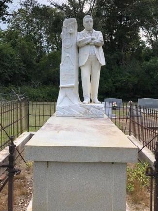 This one we saw in SW Ga . Don’t know anything about the man but thought it interesting.