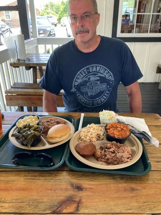 BBQ is good, taste of black pepper with variety of sauce available