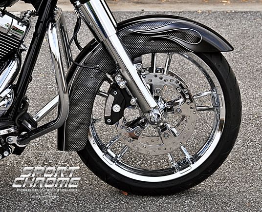 FLHX Street Glide with Chrome wheels by Sport Chrome