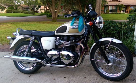 2014 Bonneville