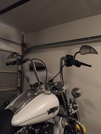 Bigger mirror area over round HD mirrors.