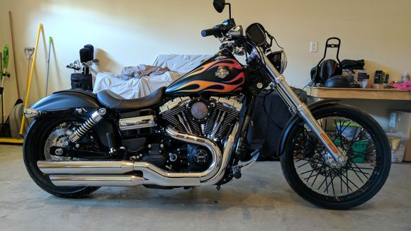 The Bykas black spoke wraps came in yesterday. What a difference they made.