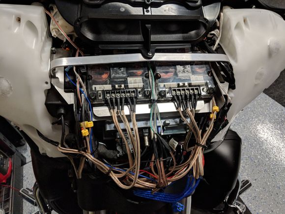 New fairing amp mount, pods back in and support to help stabilize the gauges/inner fairing bounce. The Focals like the pods with polyfill and two 1 1/2" holes out of all the different options I tried.