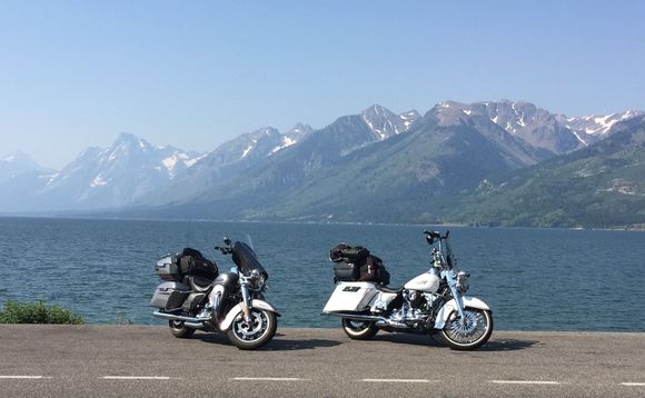 Tetons National Park with my buddies 16' Classic