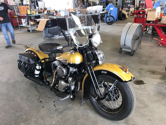 My 46 FL Cross Country Chase bike....6000 miles on it and hardly any issues.