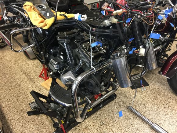 It ain't pretty to look at now, but this '93 Ultra is gonna' look sharp and hopefully run better when I'm done!
