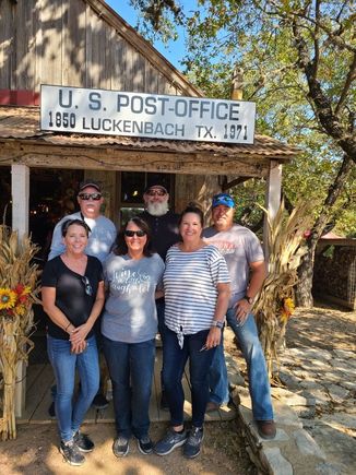 Luckenbach TX 2020