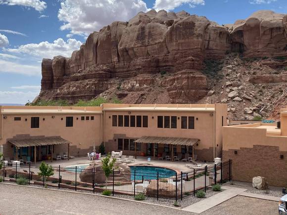 Last night in UT at Bluff..