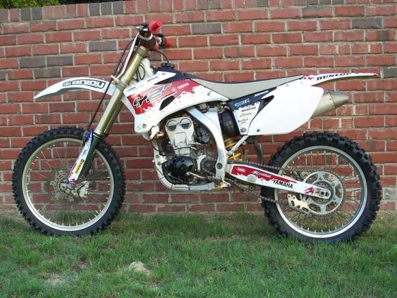 YZ250f
