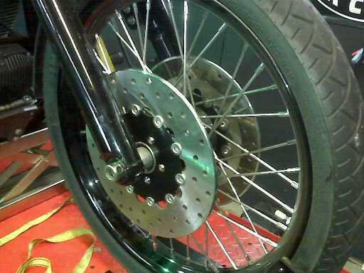 About to add a fat bob slider and right side caliper.
11/16 Master cylinder and it'll be done!