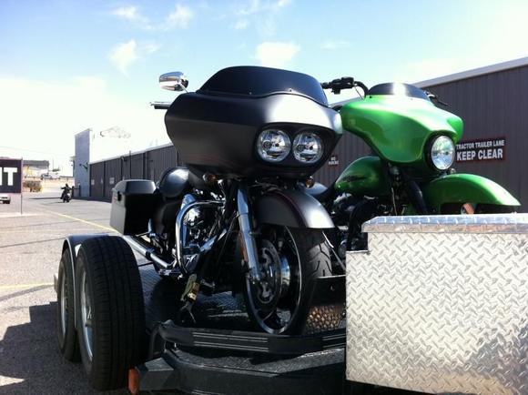 next to my buddys streetglide