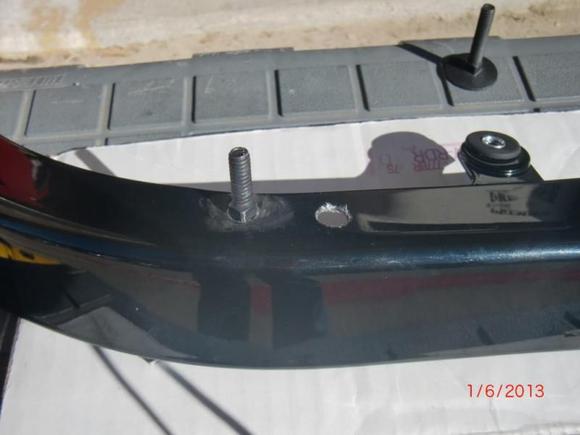 elevator bolt in belt guard, frontside