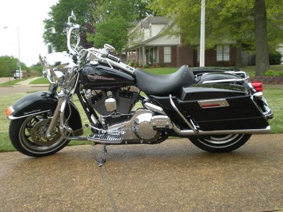 My 05 Roadking dressed down